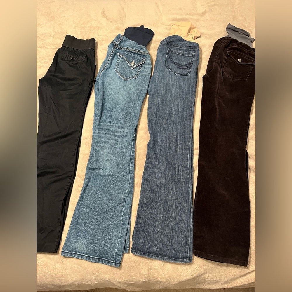 Lot of 4 Maternity Pants - Size Small